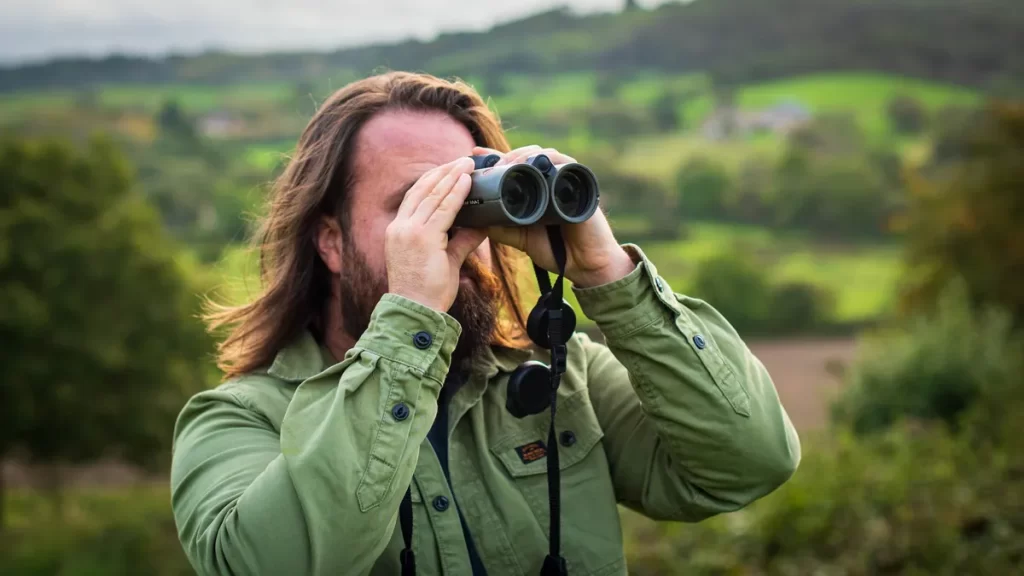 Viewing through Binoculars